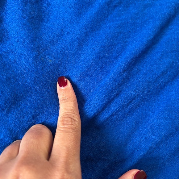 Electric Blue 100 percent wool scarf/wrap - Picture 2 of 7